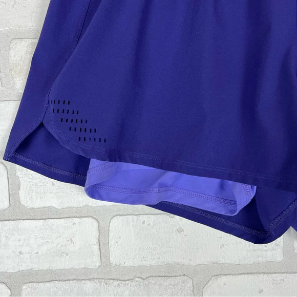 ๐โ Champion Women's Athletic C9 Shorts Built-In Shorts XL Purple Poly Running - Picture 4 of 10